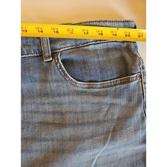 Lee Heritage Women's Relaxed Fit Straight Leg‎ High Rise Jeans Size 22 - Picture 10 of 12